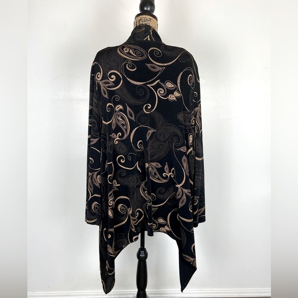 Vikki Vi Traveler Floral Long Sleeve Cardigan Size 2X Black High Low Open Front - Picture 3 of 9